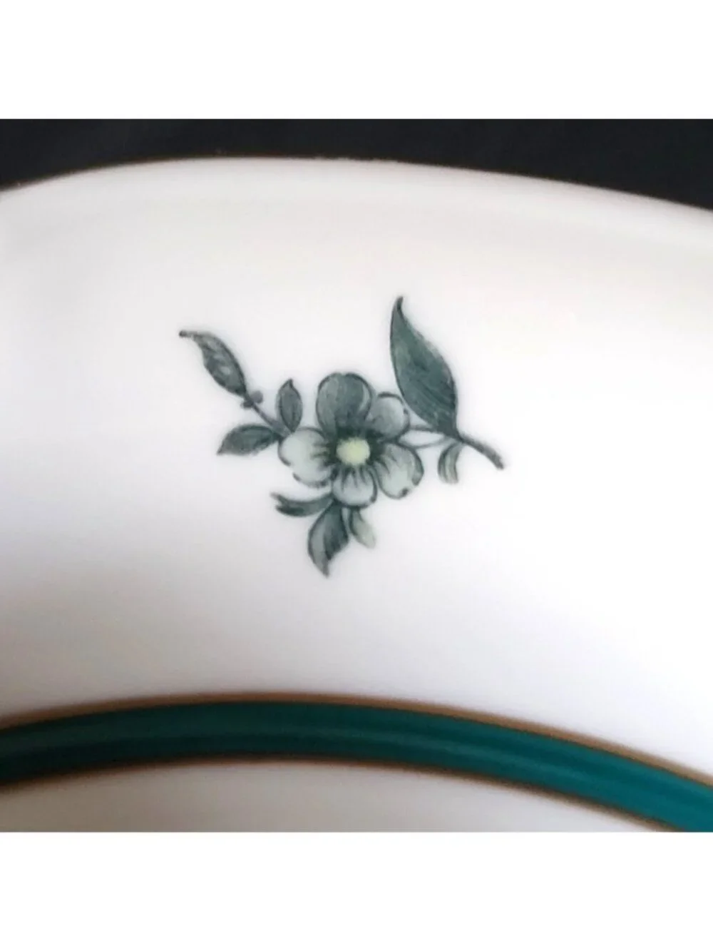 Vintage Royal Bayreuth Teal Tulip Coupe Bowl 7.625